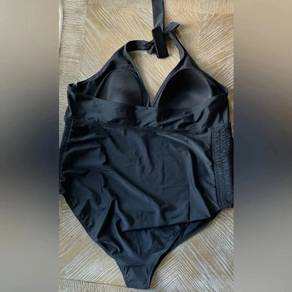 New Motherhood Maternity Women's Beach Bump One Piece Black Halter Swimsuit - Picture 6 of 10